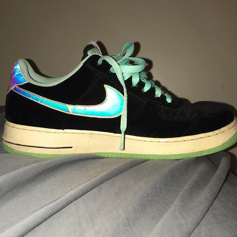 Air Force Ones - Picture 3 of 4